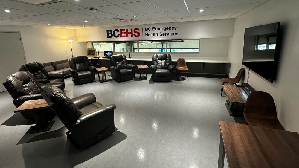 Annex 118 lounge area for ambulance crews with recliners and TV